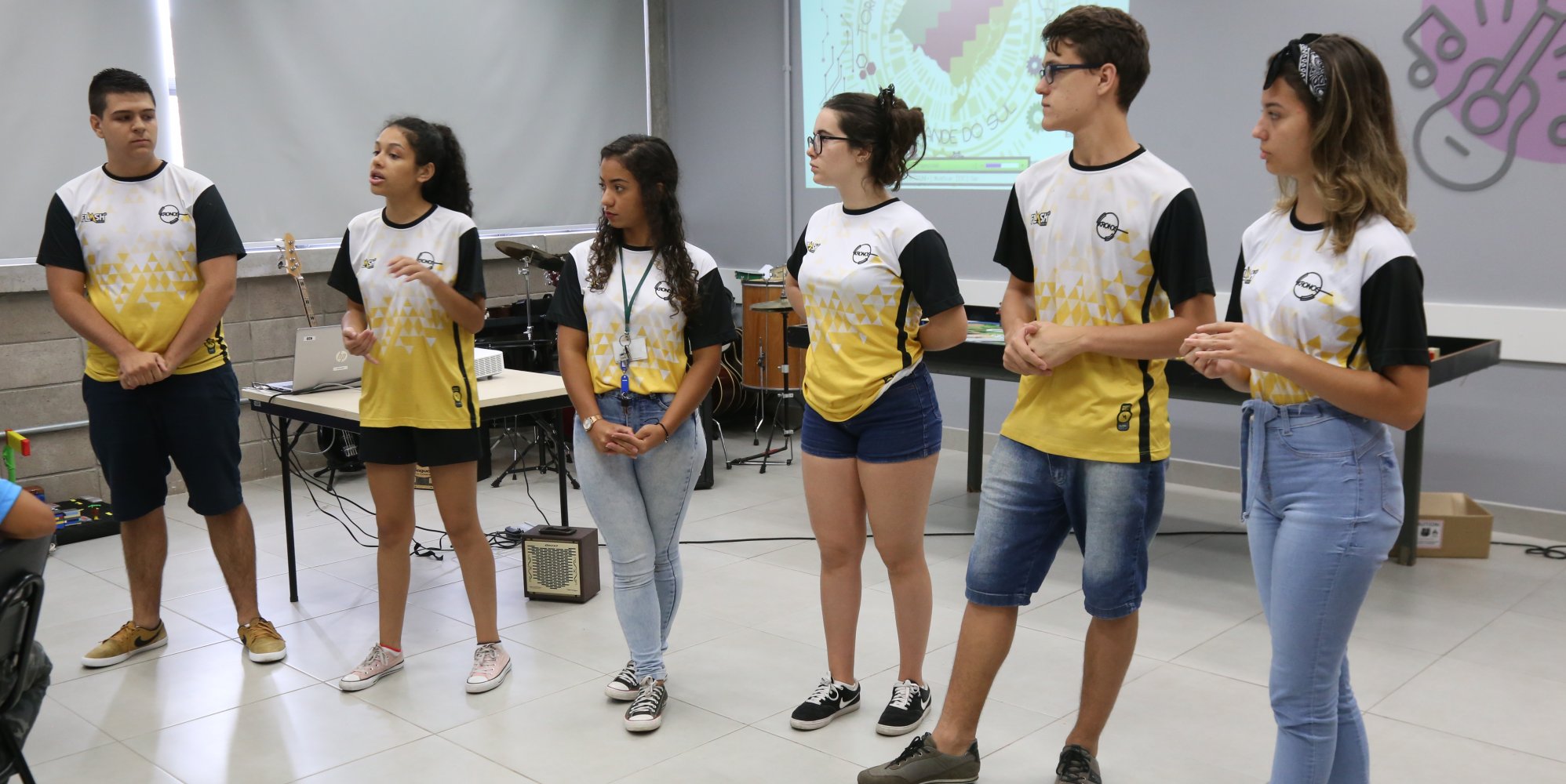 Amistoso de robótica na Escola Sesi de Gravataí